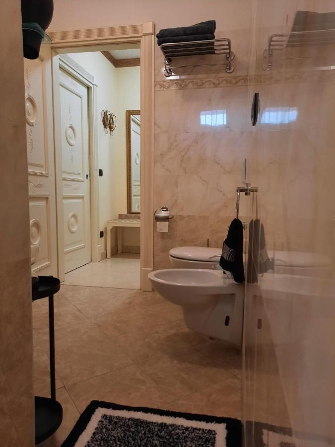 Appartamento Elite Du Lac Desenzano del Garda Exterior photo